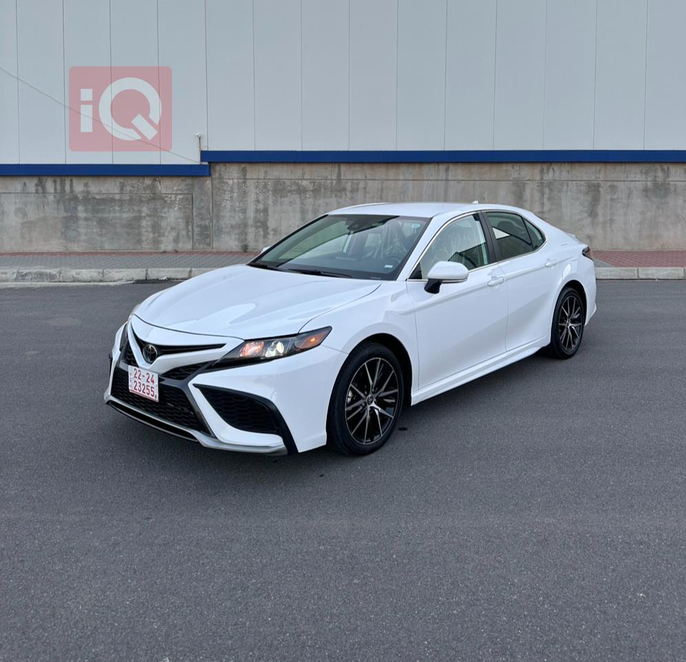 تۆیۆتا کامری